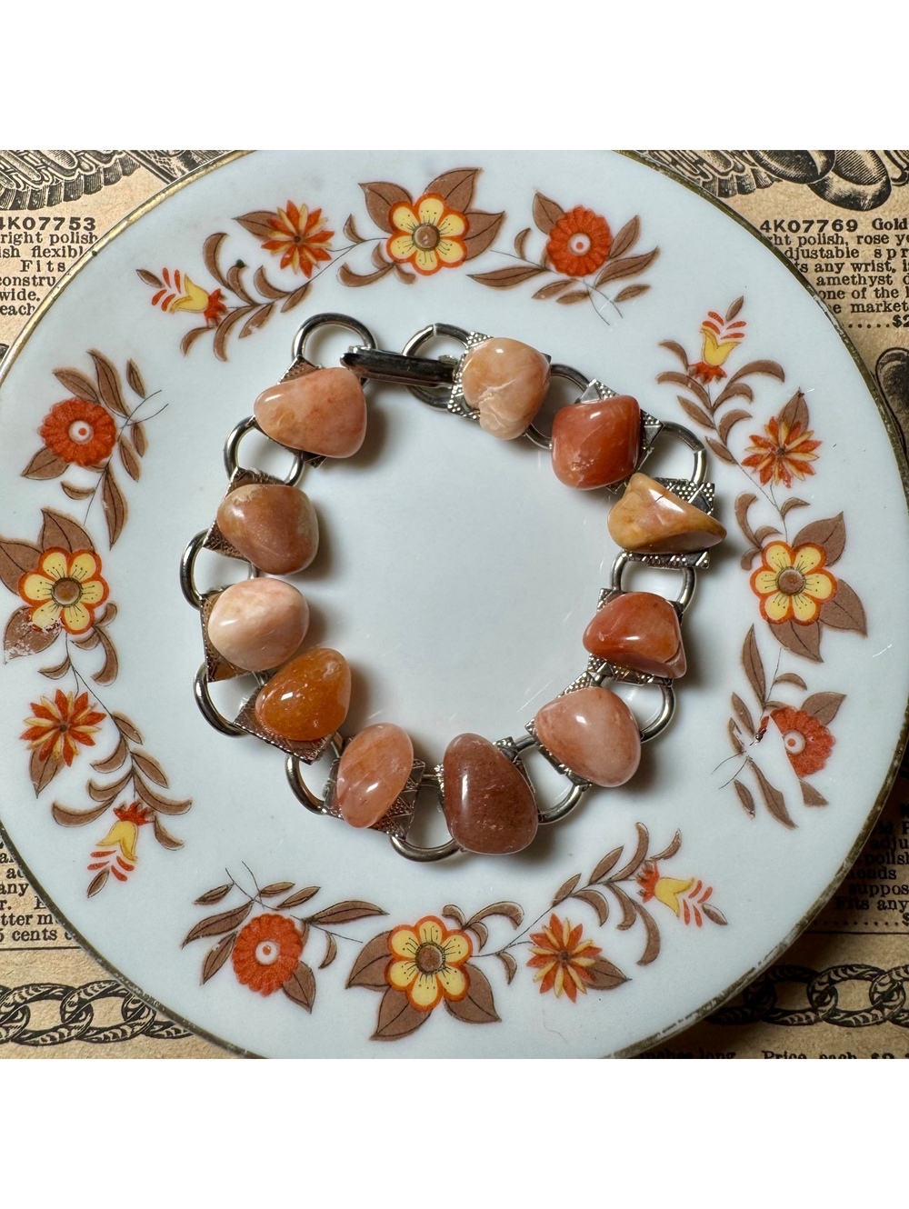 Vintage Natural Pink Orange Stone Silver Tone Bracelet 7” Inches